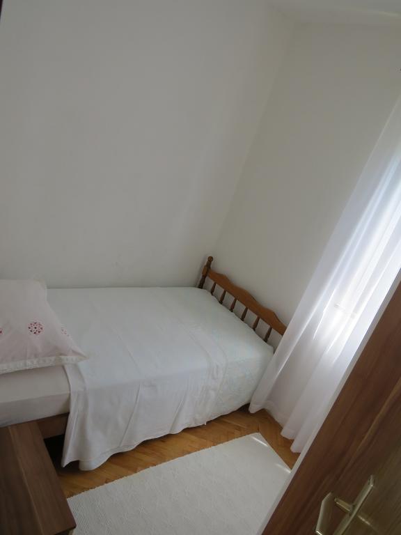 Apartments Lovric - 30 Meters To The Beach Trogir Eksteriør billede