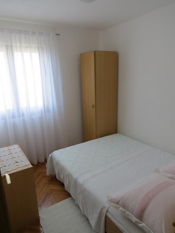 Apartments Lovric - 30 Meters To The Beach Trogir Eksteriør billede