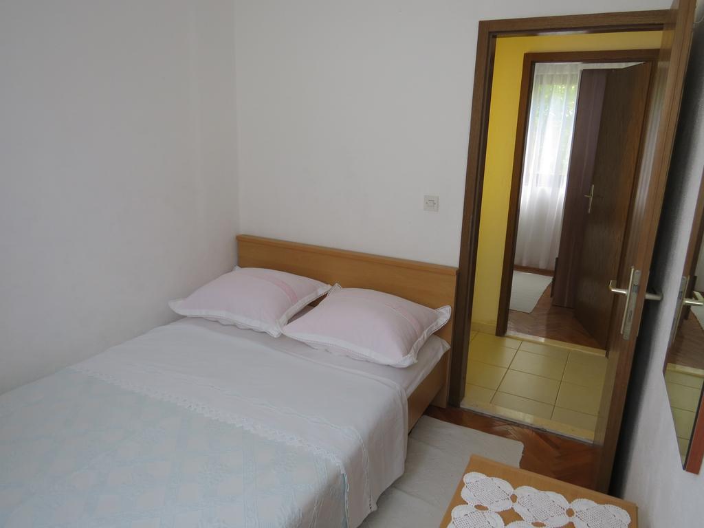 Apartments Lovric - 30 Meters To The Beach Trogir Eksteriør billede
