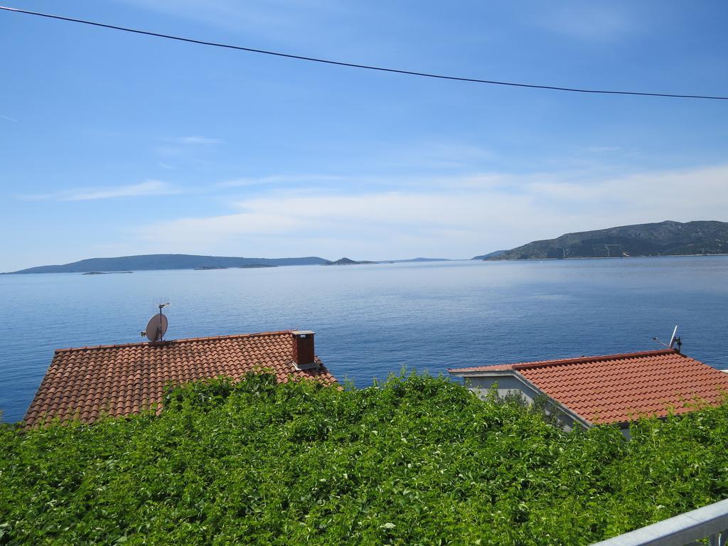 Apartments Lovric - 30 Meters To The Beach Trogir Eksteriør billede