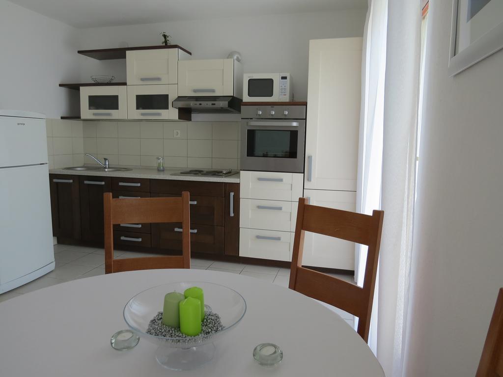 Apartments Lovric - 30 Meters To The Beach Trogir Eksteriør billede