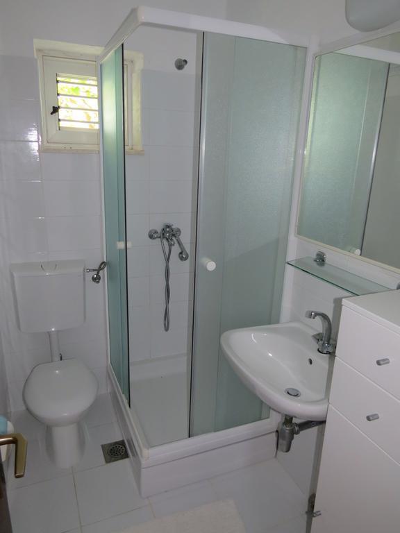 Apartments Lovric - 30 Meters To The Beach Trogir Eksteriør billede