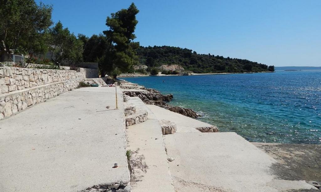 Apartments Lovric - 30 Meters To The Beach Trogir Eksteriør billede